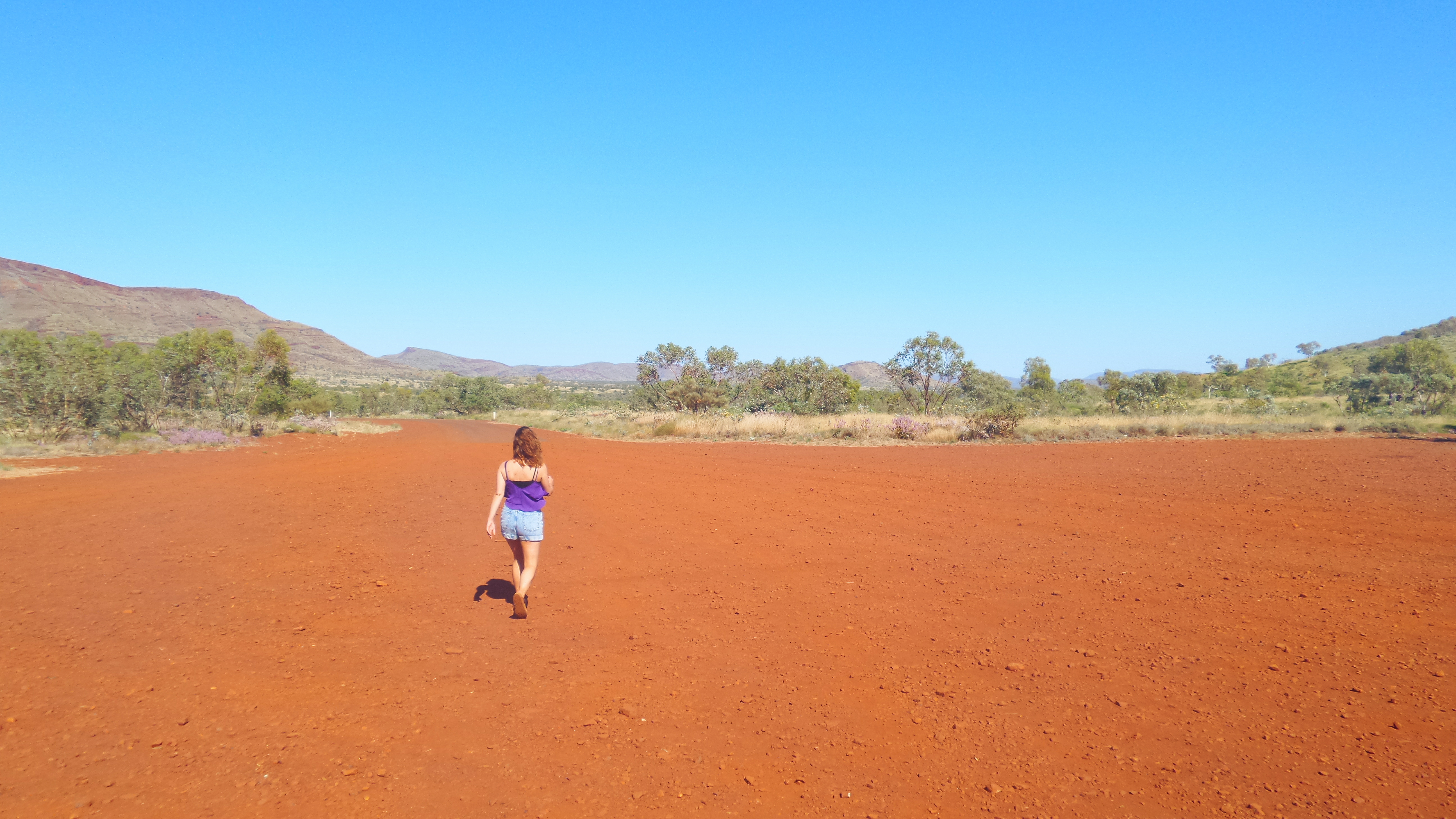 walk Australian Outback