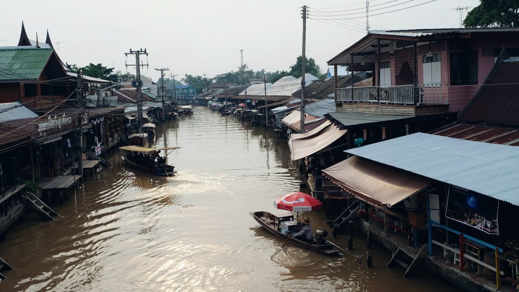 floating market of Amphawa