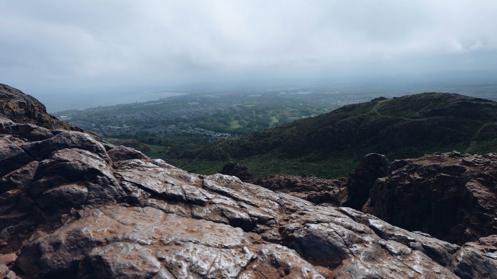 escape citylife nature Arthurs seat Edinburgh