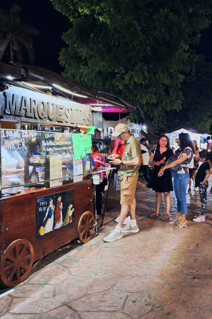 Marquesita stall Parque Principal Valladolid mexico