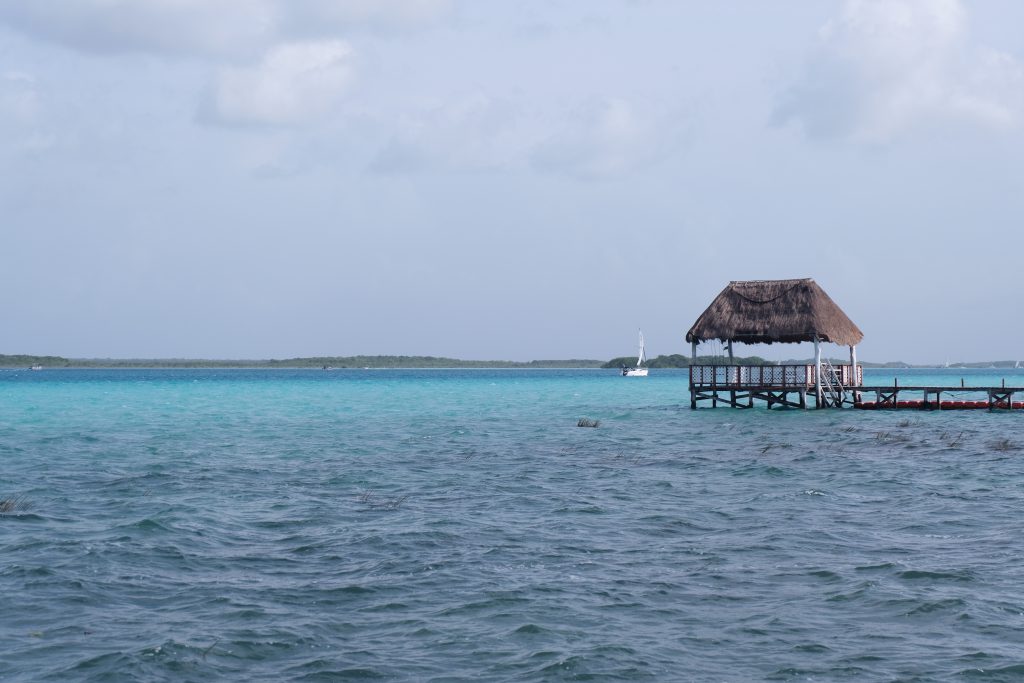 Laguna Bacalar seven colours lagune Mexico