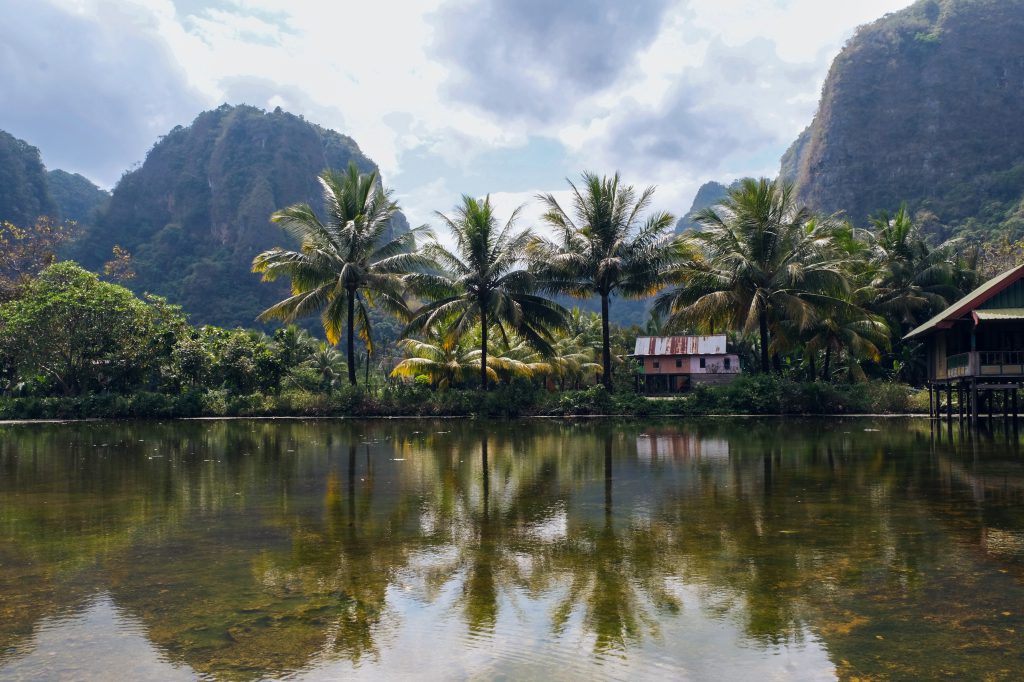 daytrip Rammang Rammang Makassar Sulaesi