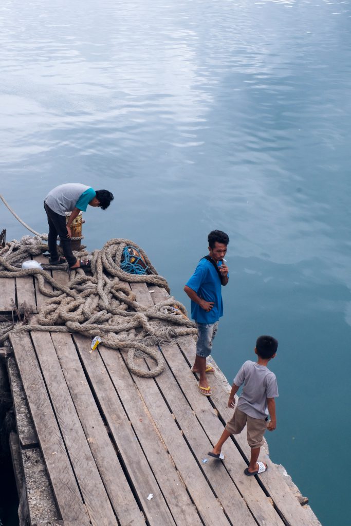 visser men Luwuk Sulawesi